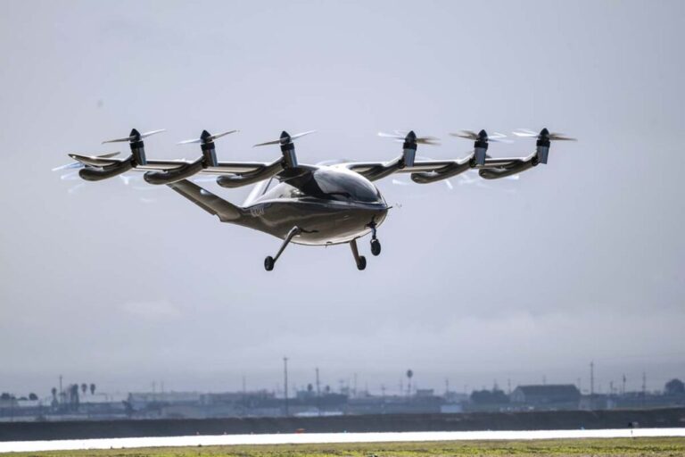 Stellantis construirá aeronaves elétricas com a Archer
