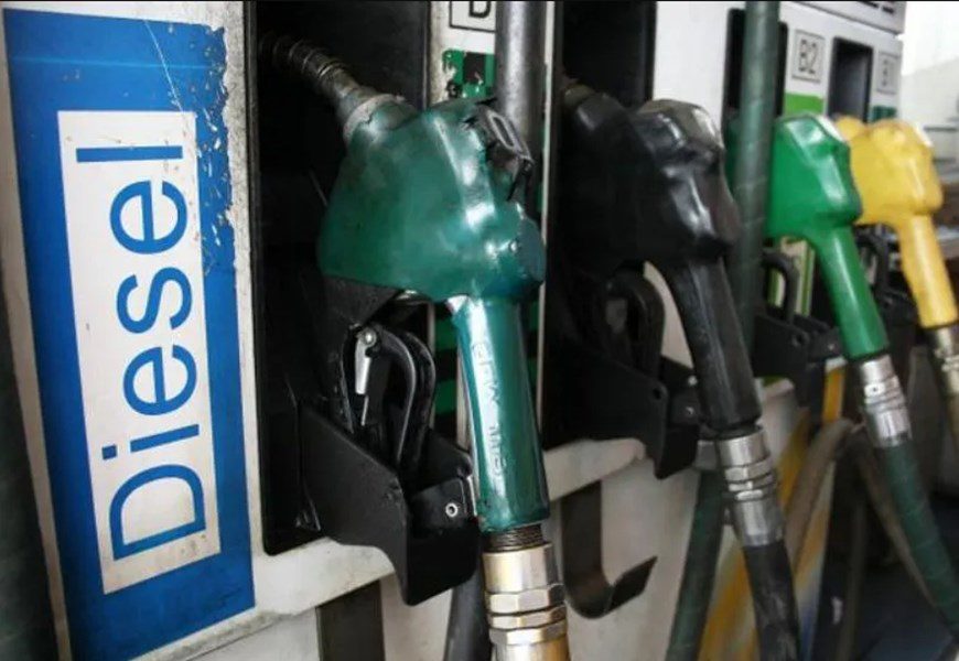 Petrobras reduz R$ 0,40 no preço do diesel