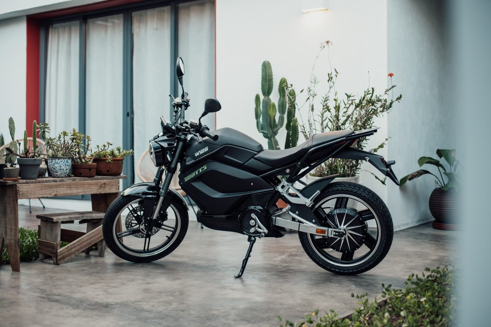 Moto elétrica: conheça seis motivos para comprar uma   