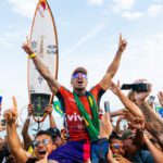 Surfista potiguar Italo Ferreira vence etapa do mundial no Brasil