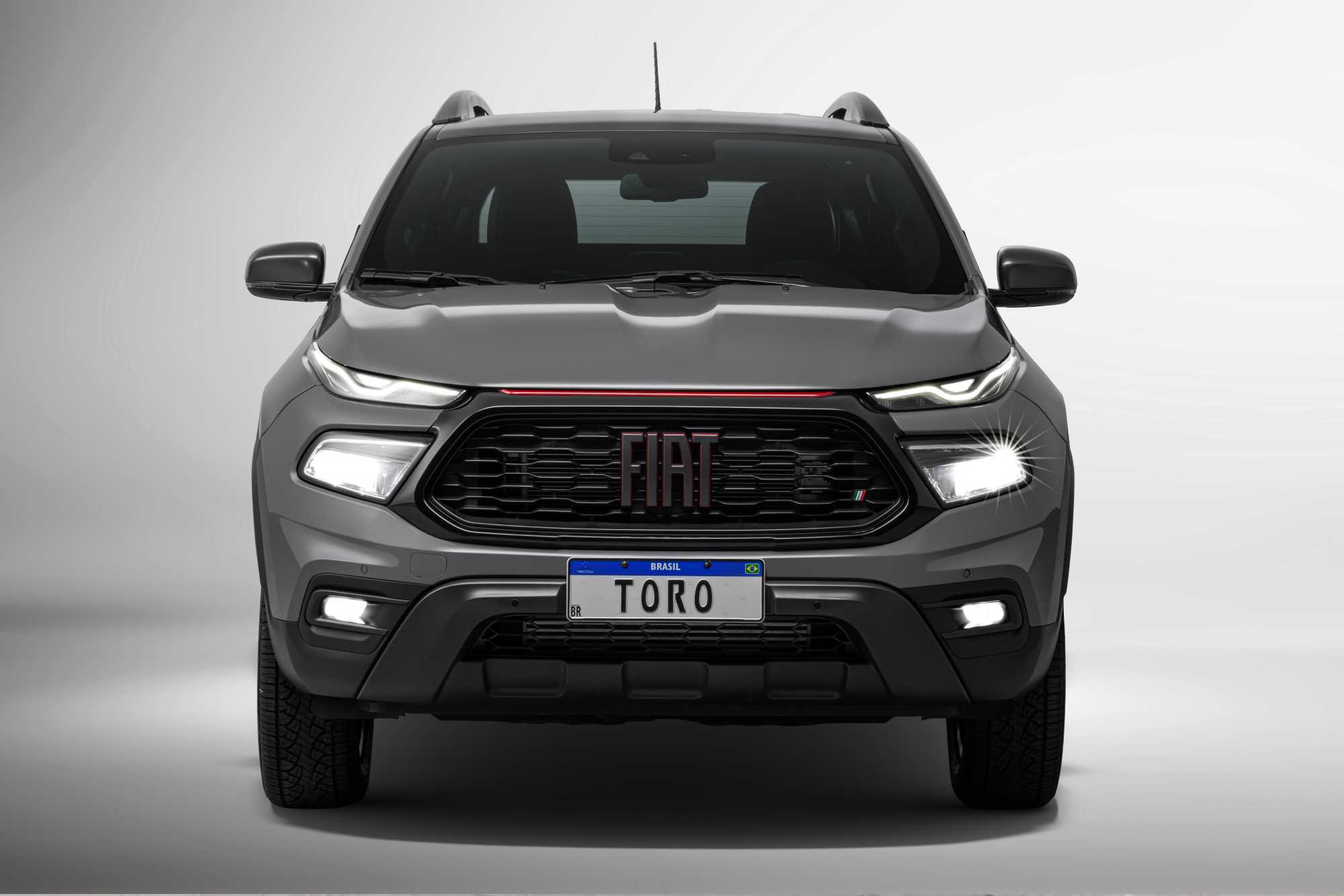 Fiat promove mudanças na linha Toro