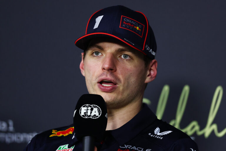 Max Verstappen Fora da Red Bull em 2026?