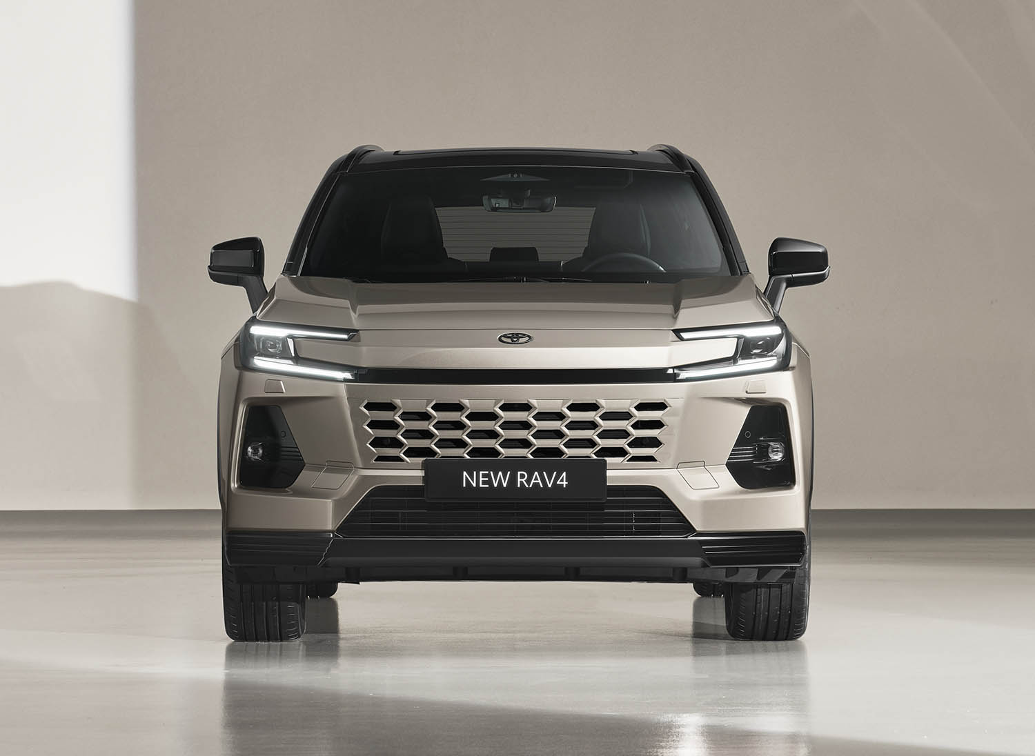 Novo Toyota RAV4 2026: começa a nova Revolução Híbrida 