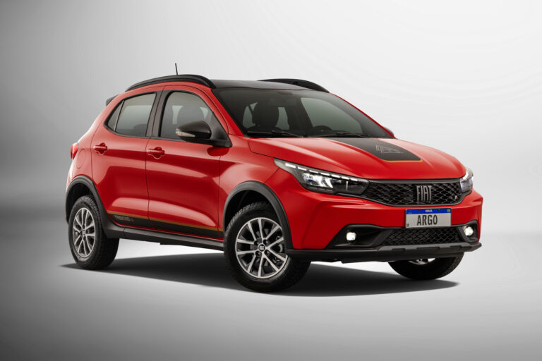 Fiat Argo chega a 700 mil unidades vendidas no Brasil