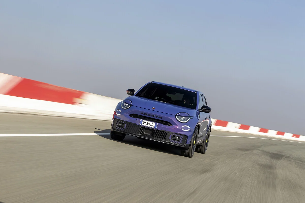 Fiat leva inéditos elétricos e conceitos ao Salão do Automóvel de SP 2025