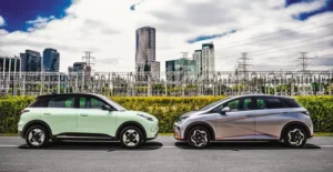 Carros elétricos e híbridos disparam no 1º semestre de 2026