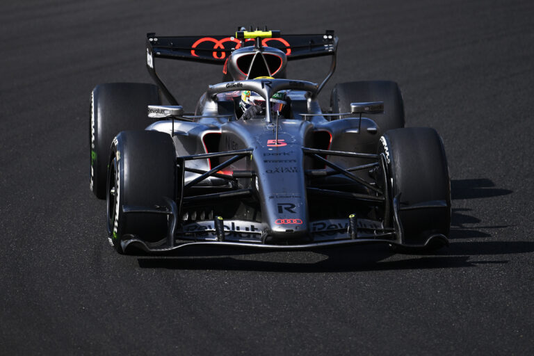F1 em julho de 2026: Antonelli aguenta, Norris acorda tarde e o calendário muda outra vez