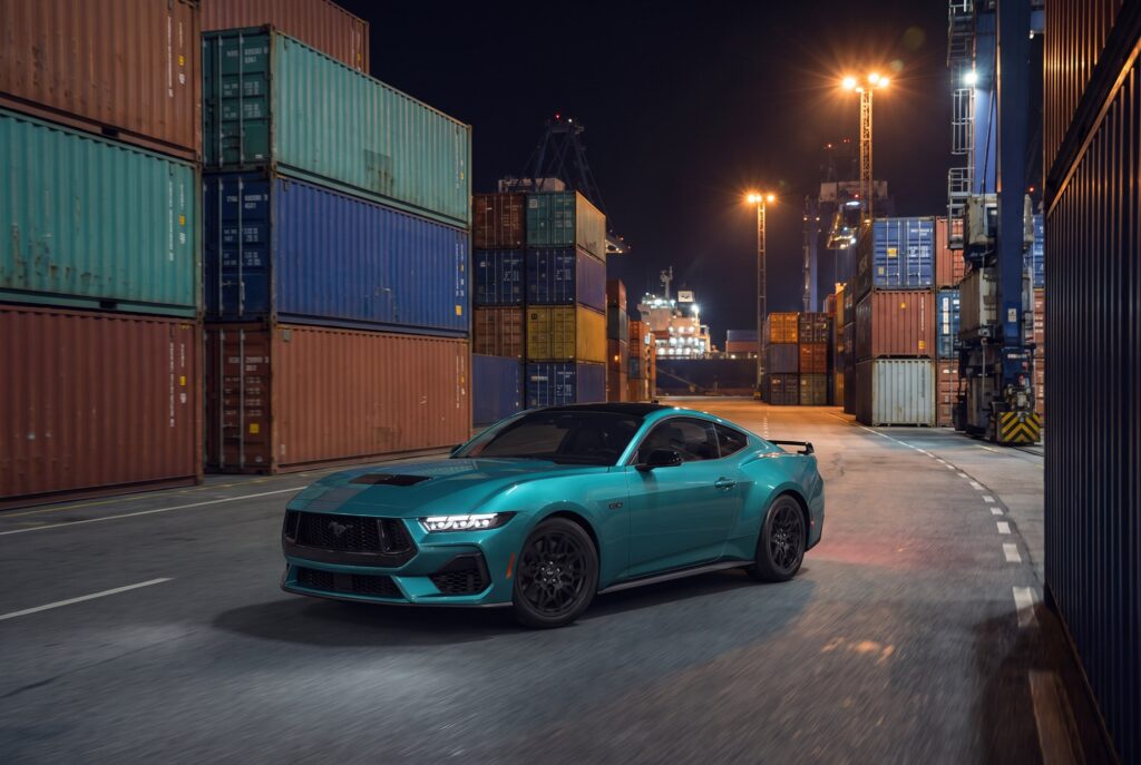 Ford Mustang GT Performance 2026 Azul Adriático