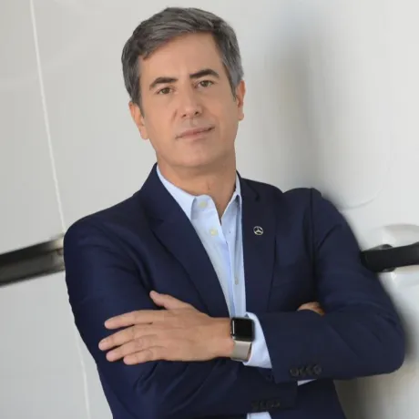 Leo Castanho, head de Customer Service Vans