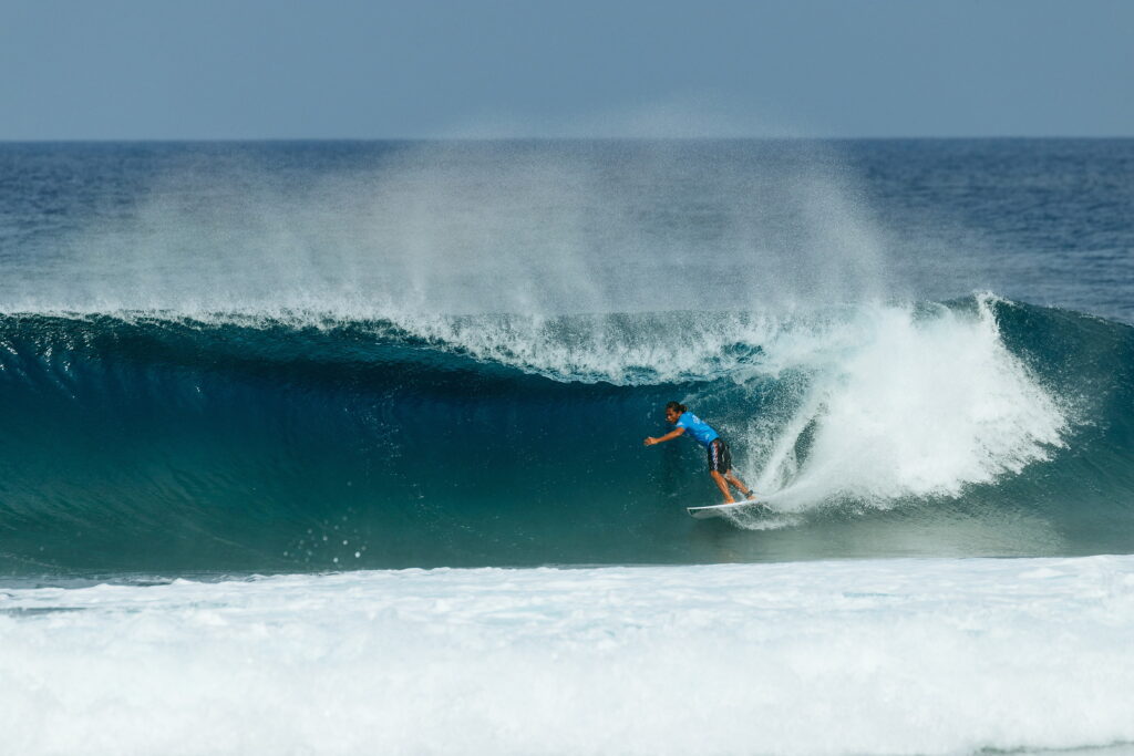 John Mark Tokong em Cloud 9, Siargao